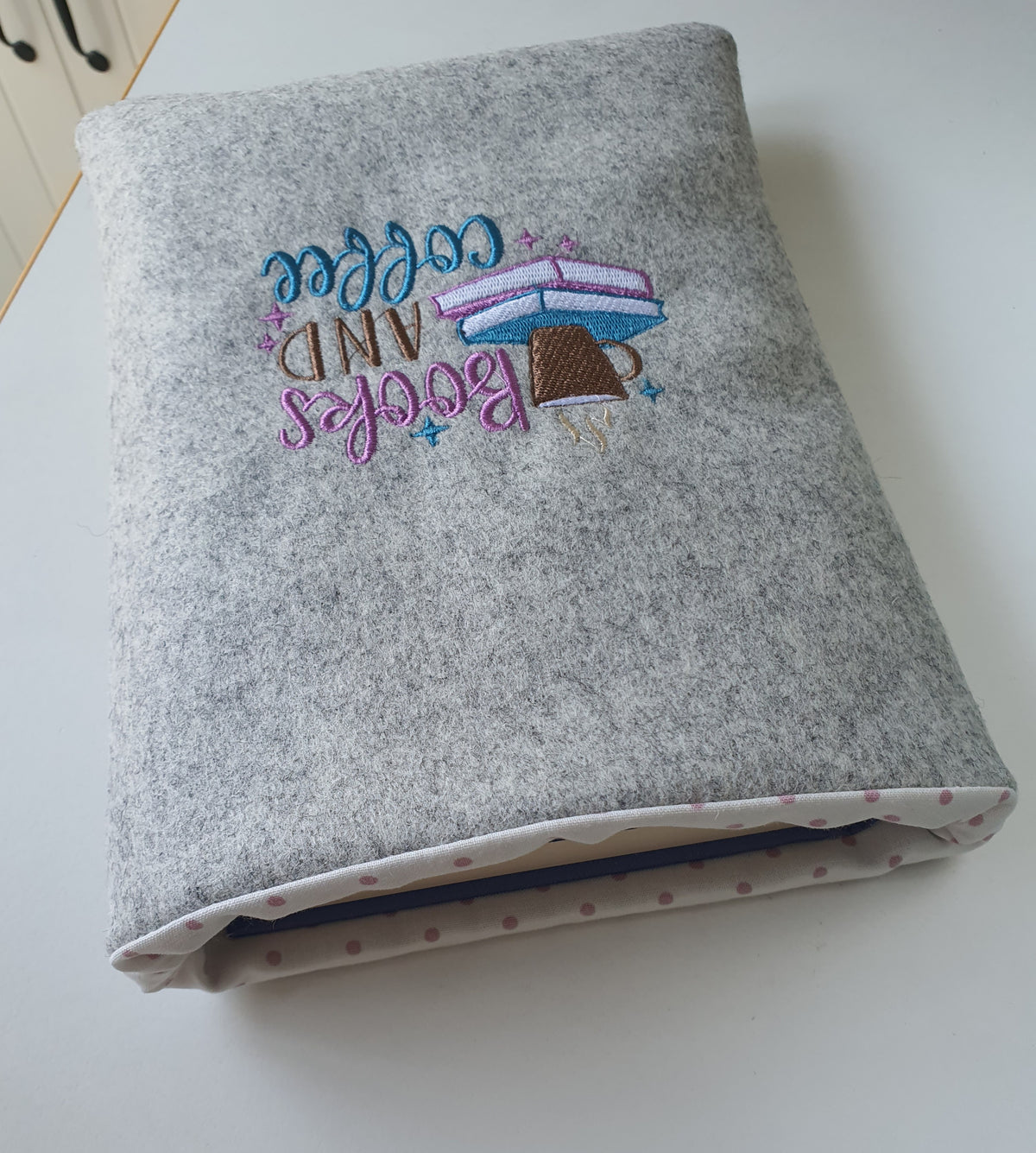 Handmade Embroidered Padded Book Pouch - Book Lovers Gift - Books and Coffee