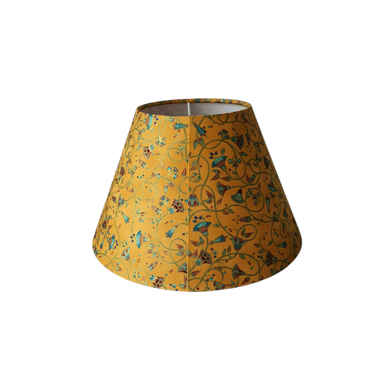 The rear of the handmade shade which shows the join and note a pattern will not always match due to pattern placement and pattern repeat.