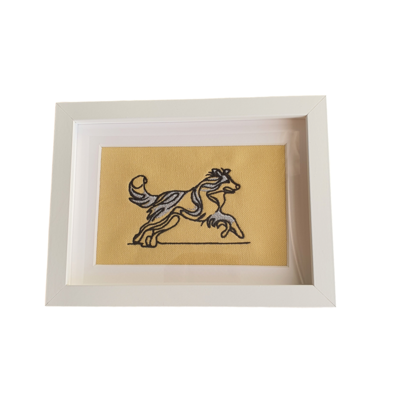 Framed embroidered sketch style collie dog, being an ideal Dog Lovers Gift idea.  If you love dogs why not treat yourself. 